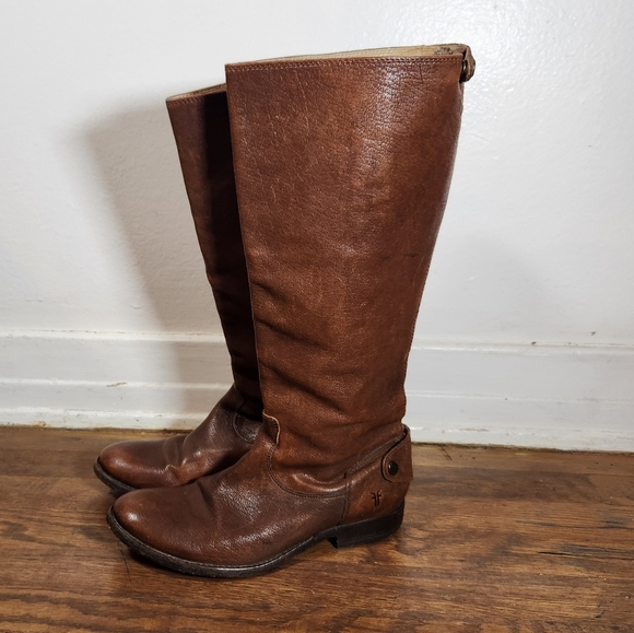 FRYE Melissa Button Back Zip Cognac Leather Boot - Picture 4 of 9